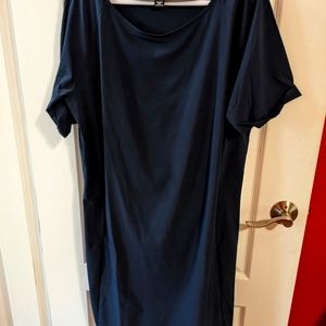 Helly Hansen ladies athletic dress 2xl